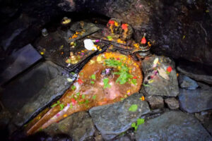 Patal Bhuvaneshwar 